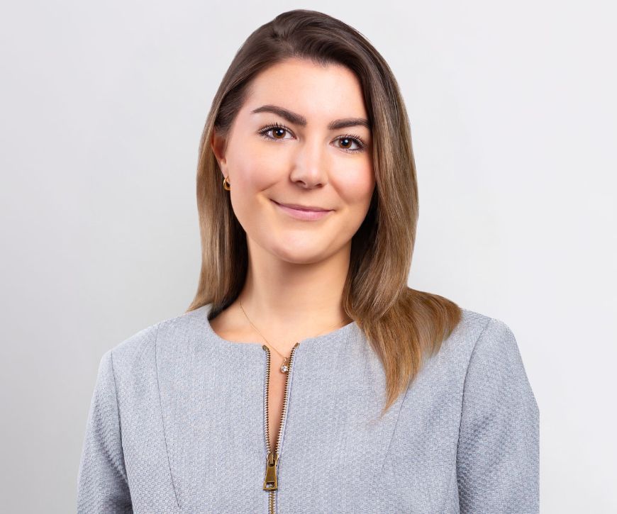 Headshot of Cynthia Rizzo